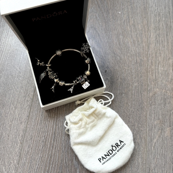 Pandora bracelet with charms silver with receipt - Picture 2 of 9
